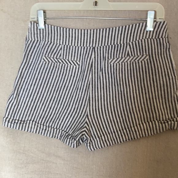 Papaya shorts - Picture 4 of 9